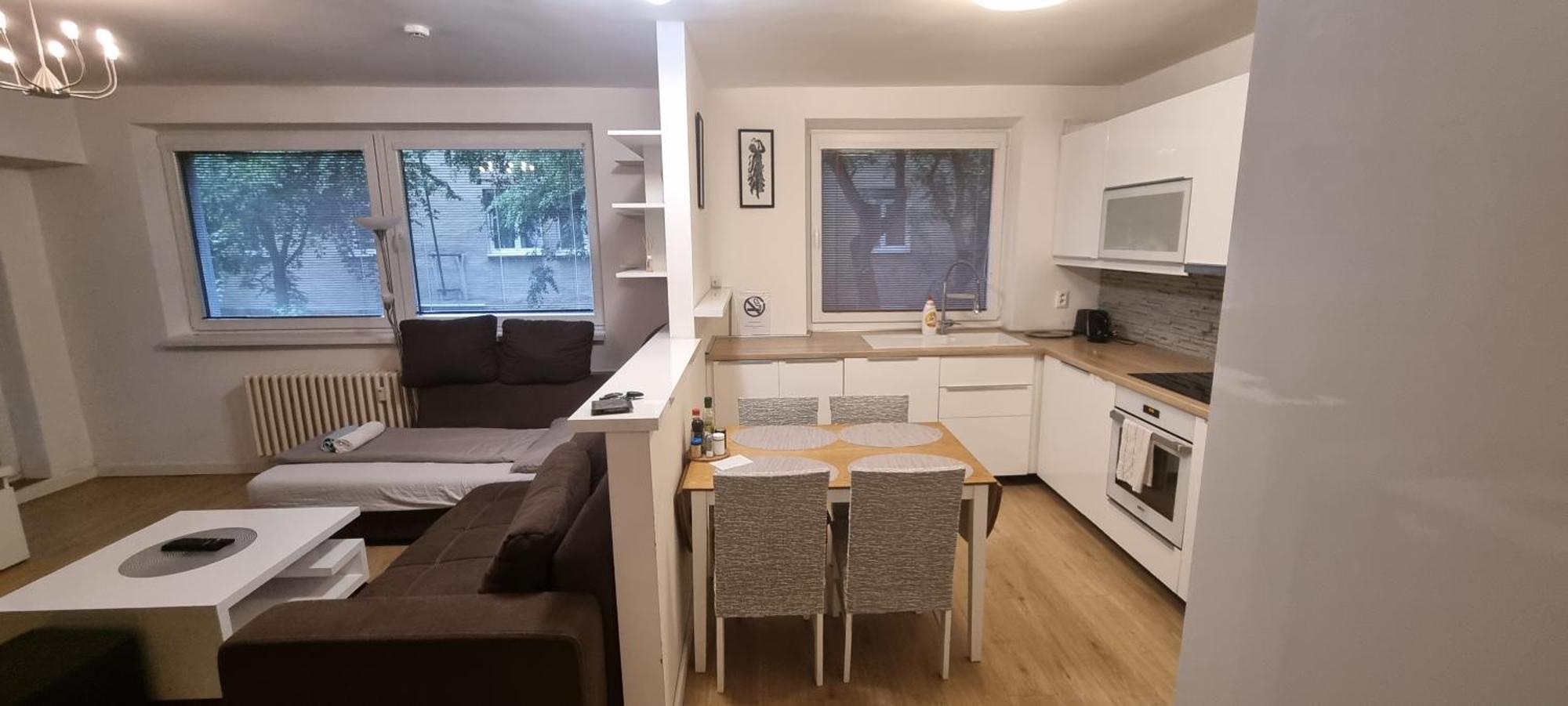 Family Apartman V Centre Mesta Bratislava Apartment Bagian luar foto